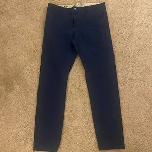 Men’a Navy Blue Dockers Alpha Smart 360 Flex Khaki Pants